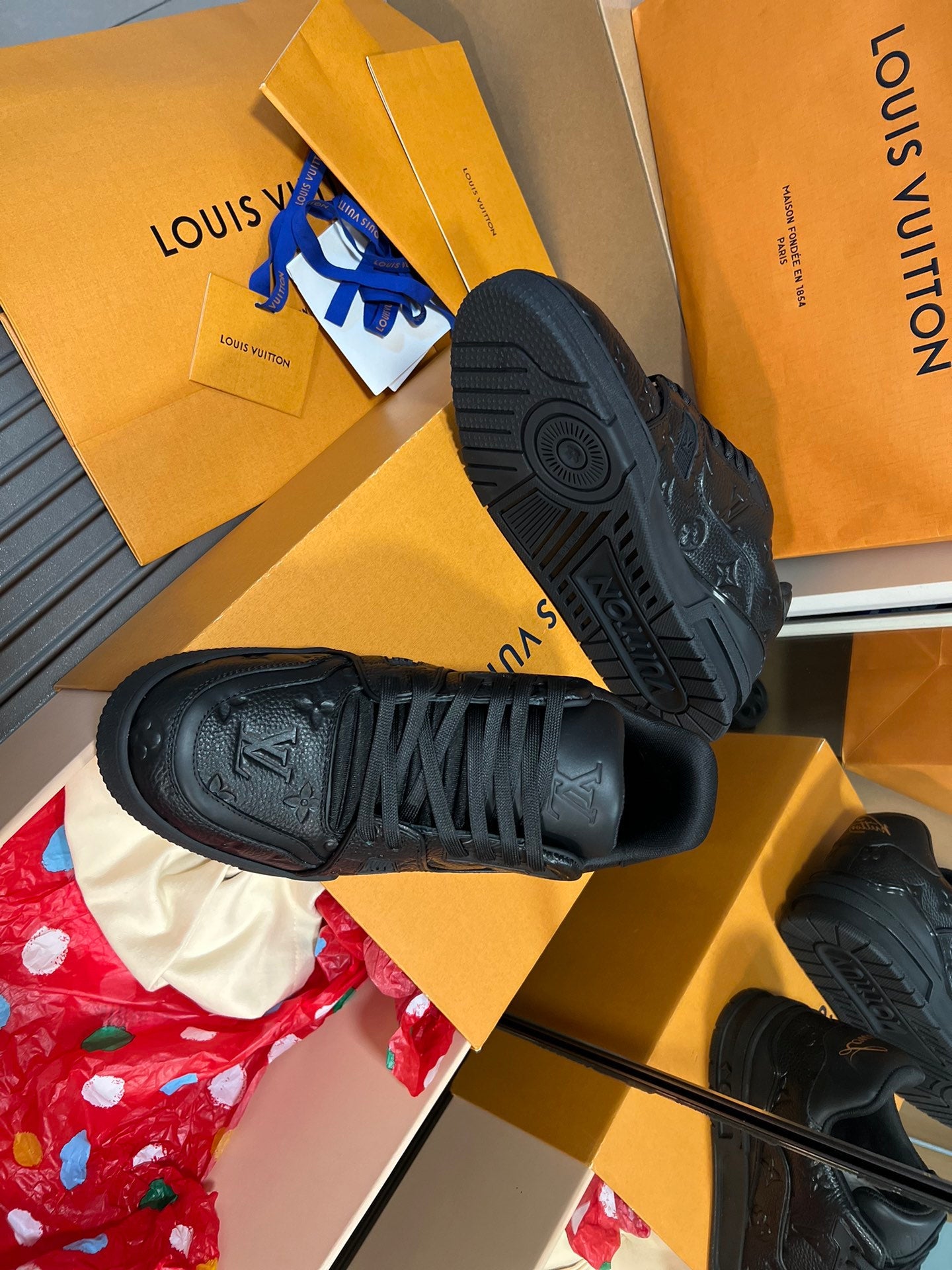 LV trainer