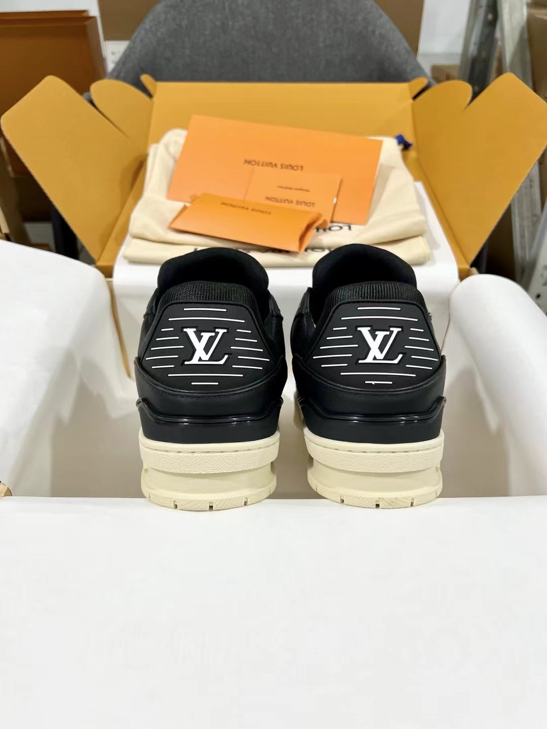 LV trainer