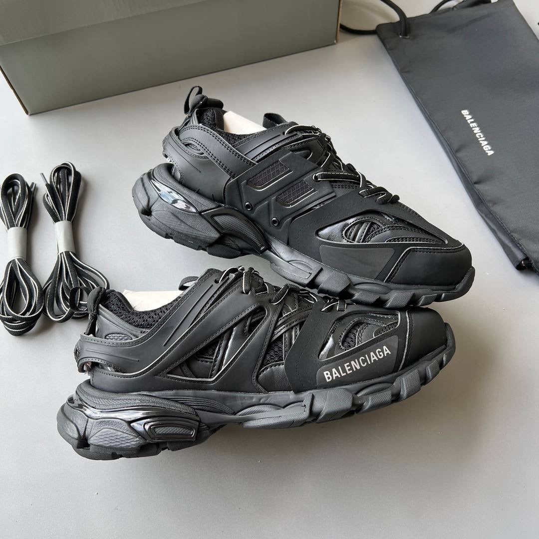 Balenciaga Track