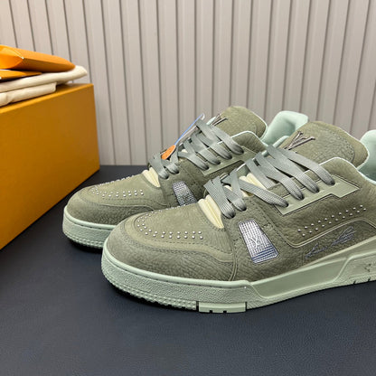 LV trainer